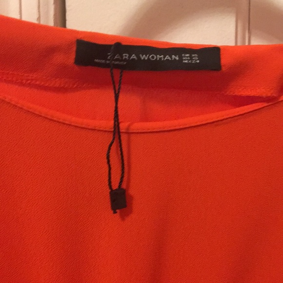 Bright and orange 🍊 - Picture 3 of 3